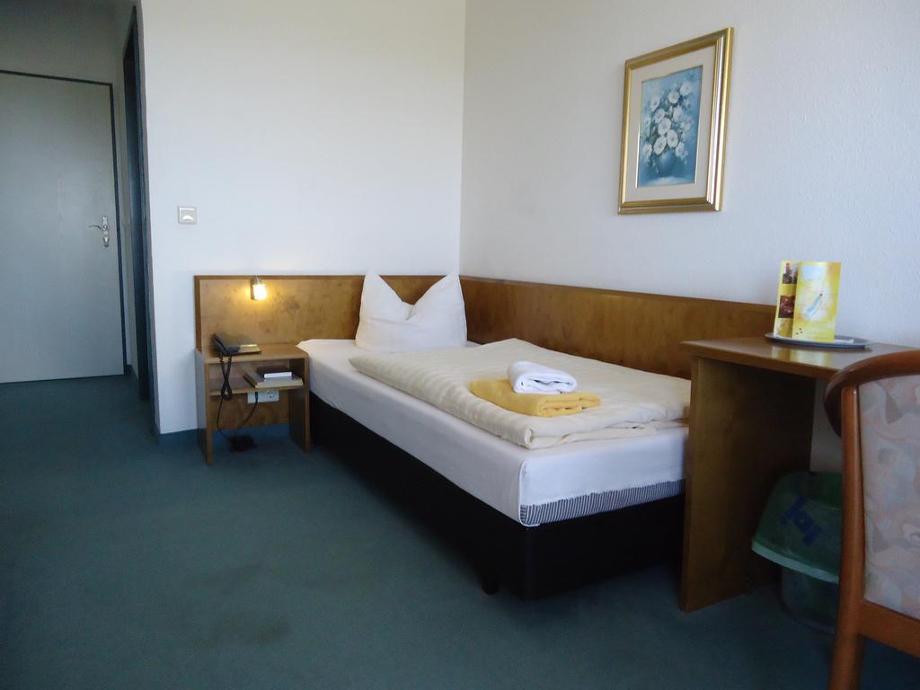 Greenline Hotel Hellfeld Neubrandenburg Eksteriør billede